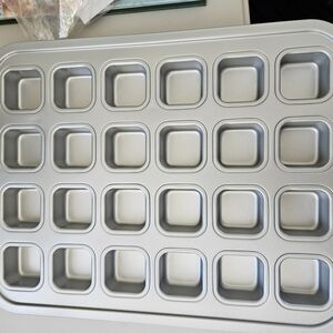 Silver Non-Stick Baking Pan